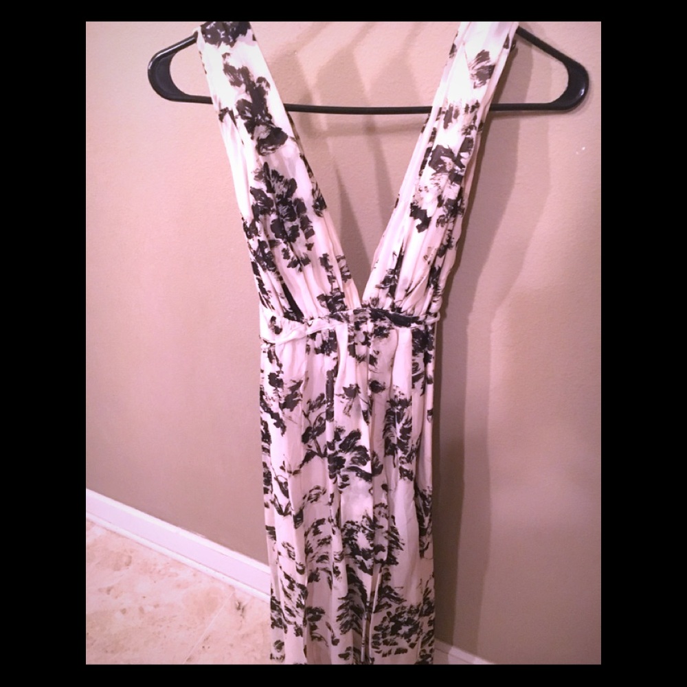 Beautiful Black and White Bebe Dress